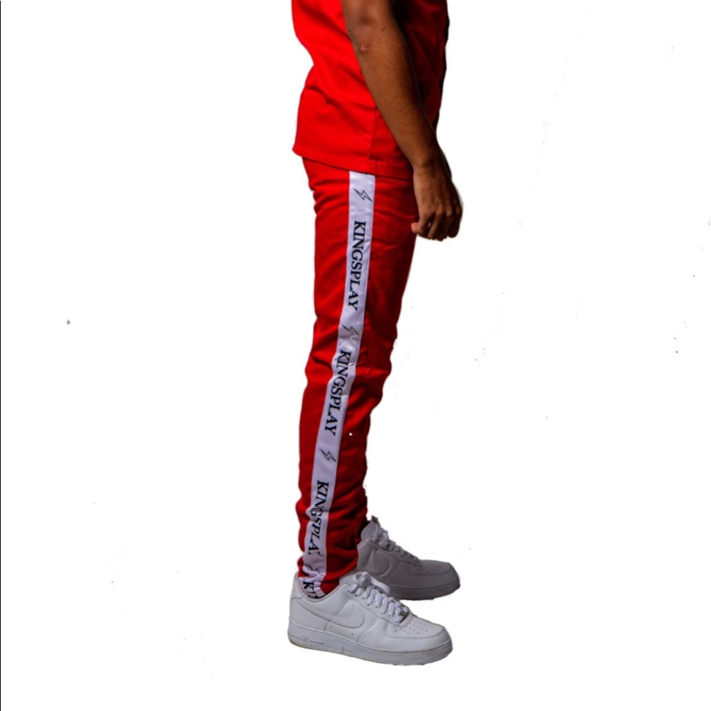 Red Cargo Set - Picture 4 of 4